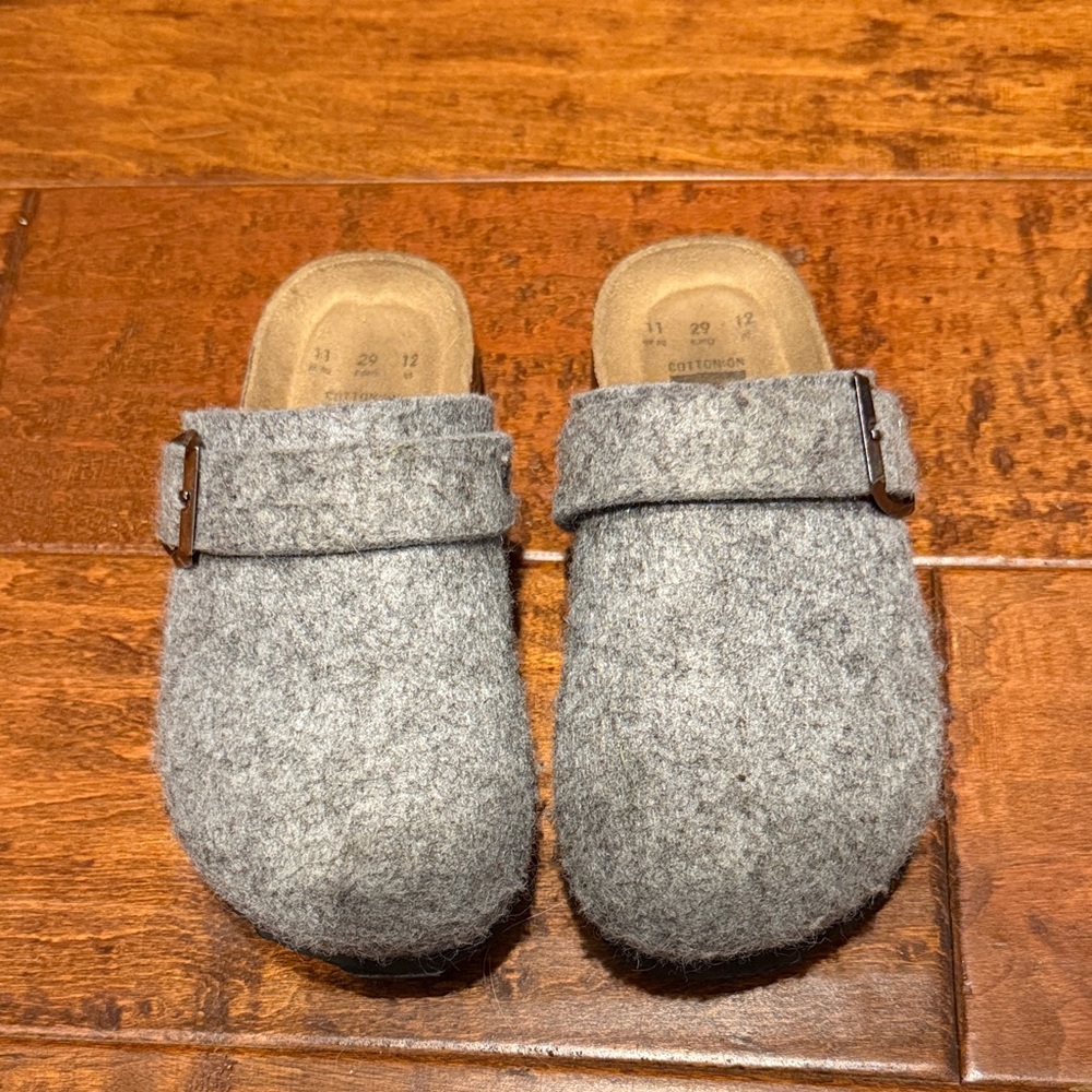 Cotton On Kids Gray Moccasins